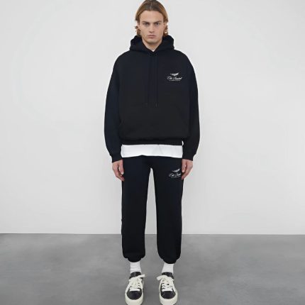 INTERNATIONAL BLACK HOODIE INTERNATIONAL BLACK HOODIE